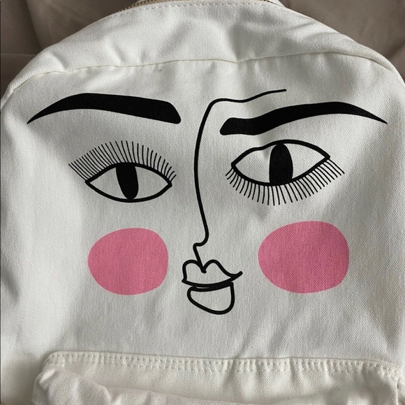 BENEFIT COSMETICS - white backpack - Picture 3 of 8